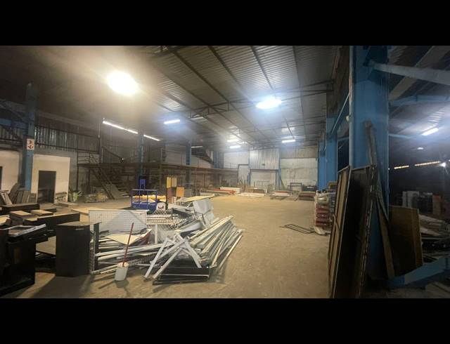 2,700M² WAREHOUSE TO LET IN HERMANSTAD